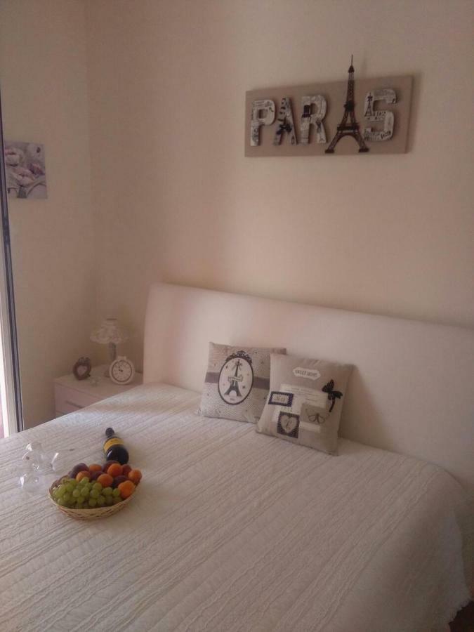 Vento Di Greco Apartment San Bartolomeo Al Mare Exterior photo
